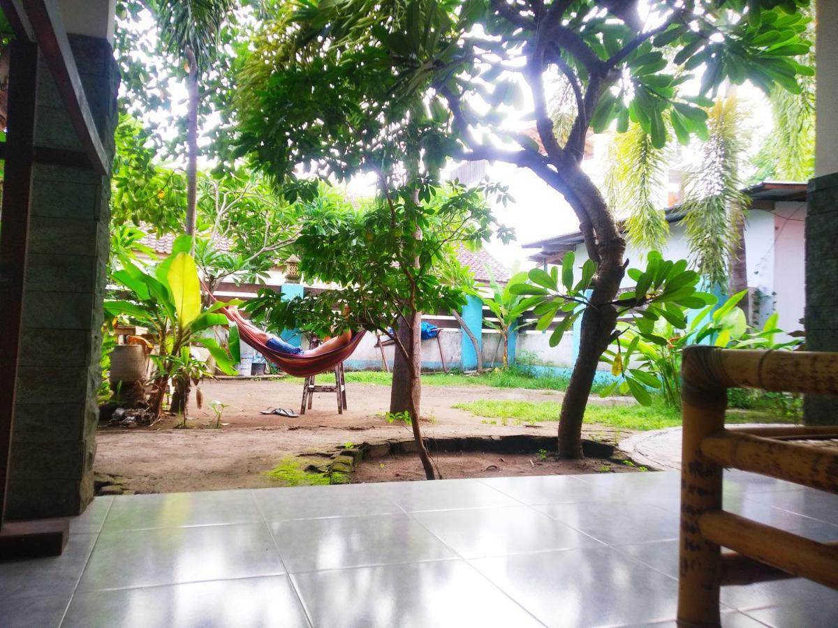 Ping Pong Homestay Gili Trawangan Exterior foto