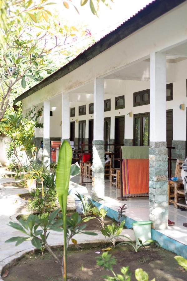 Ping Pong Homestay Gili Trawangan Exterior foto